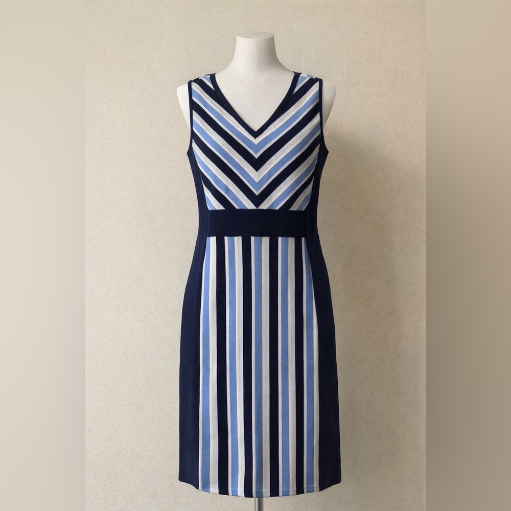 New York & Company Navy Blue Striped Sleeveless Dress – Size Large